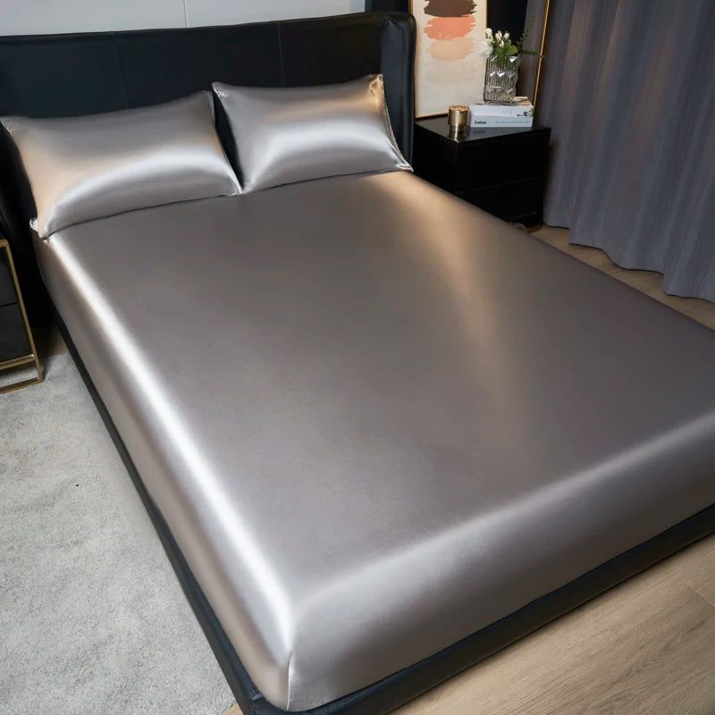 Luxury Satin Fitted Sheet Set - 35cm Height, King/Queen Size, Includes 2 Pillowcases, Timeless Elegance for Discerning Sleep