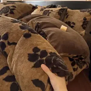 4-Piece Thick Thermal Fleece Bedding Set – Class A Rabbit Plush & Coral Fleece, Leopard Print Quilt Cover, Bed Sheet & Pillowcases